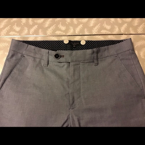 Ted Baker London Slim Fit Plain Front Pants 30R - Picture 3 of 5